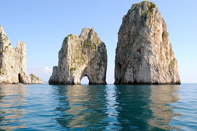 private-full-day-tour-to-capri-to-see-the-highlights