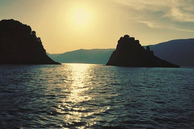 private-full-day-tour-to-capri-to-see-the-highlights