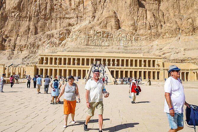 Private Full Day Tour to East and West Banks of Luxor - Luxor Temple: The Grand Finale