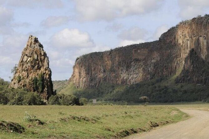 Private Full-Day Tour To Hell's Gate Biking and Lake Naivasha from Nairobi - Key Points