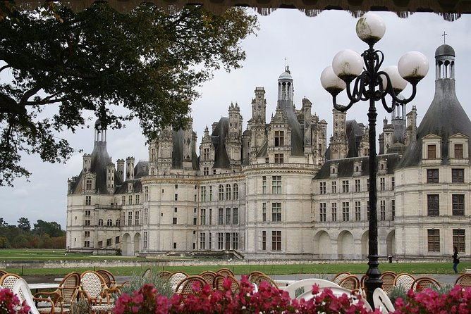 private-full-day-tour-to-loire-valley-from-paris-with-hotel-pick-up
