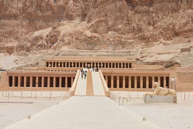 Private Full Day Tour To Luxor from Cairo by Plane,special day - Key Points