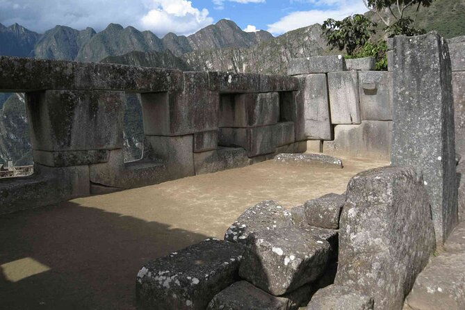 private-full-day-tour-to-machu-picchu