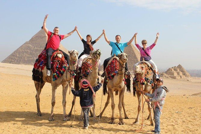 Private Full-Day Tour to Pyramids of Giza,Sakkara and Memphis - A Deep Dive into the Experience