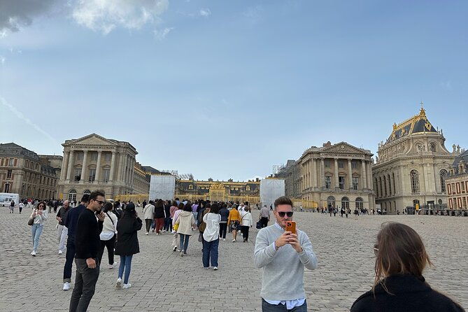 private-full-day-tour-to-versailles-and-giverny-from-paris-with-hotel-pick-up