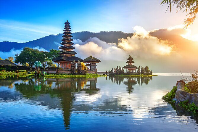 Private Full-Day Tour: Ulun Danu Beratan Temple, Jatiluwih and Tanah Lot Temple - Introducing the Bali Full-Day Tour: Temples, Rice Terraces, and Local Markets