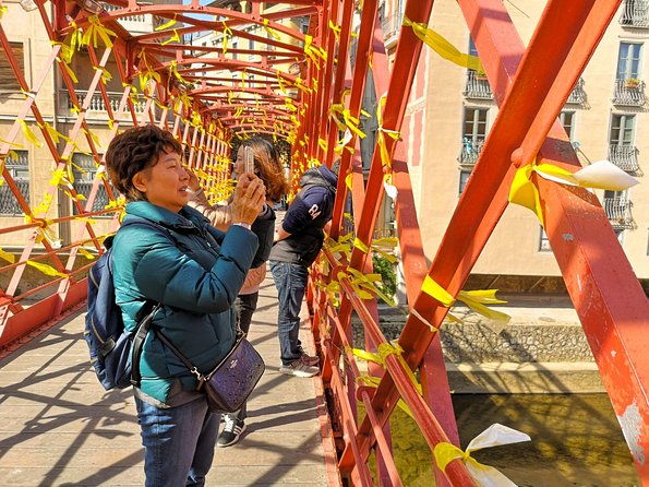 private-full-day-trip-to-medieval-villages-of-catalonia-lunch-front-of-a-lake-2