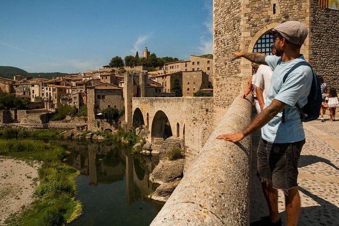 private-full-day-trip-to-medieval-villages-of-catalonia-lunch-front-of-a-lake