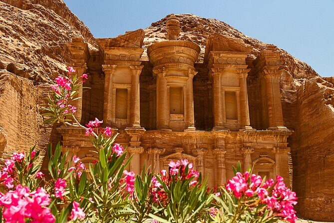 Private Full-Day Trip To Petra And Wadi Rum - Exploring Petra – The Rock City Wonder