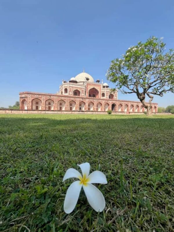 Private Full Delhi City Tour with Female Guide Car & Tickets - Key Points