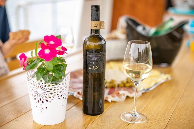 private-gastro-gourmet-tour-by-dot-boat