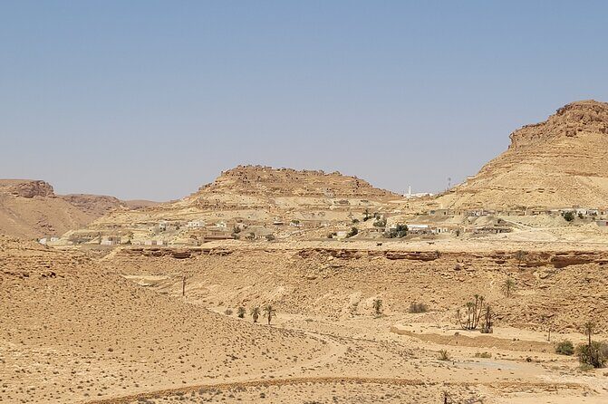 Private getaway in the desert like no other - Key Points