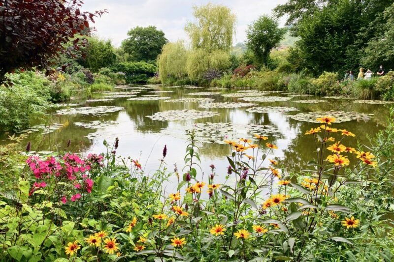 private-giverny-half-day-trip-from-paris-by-mercedes