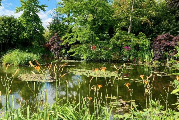 private-giverny-half-day-trip-from-paris-by-mercedes