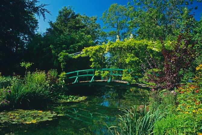 private-giverny-roundtrip-and-entrance-ticket-from-paris