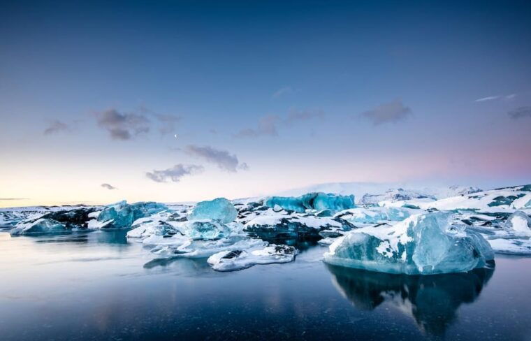 private-glacier-lagoon-diamond-beach-tour