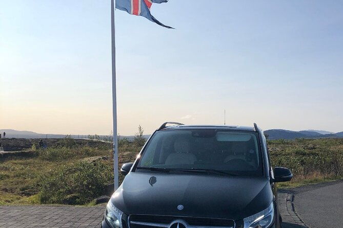 private-golden-circle-thingvellirgeysirgullfossfridheimar