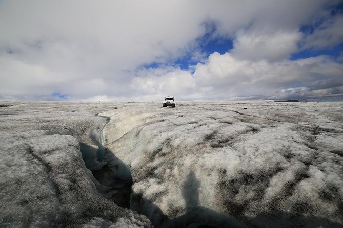 private-golden-circle-tour-by-superjeep-from-reykjavik