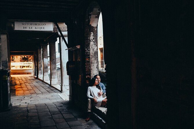 Private Gondola ride and Photo Session in Venice. - FAQ