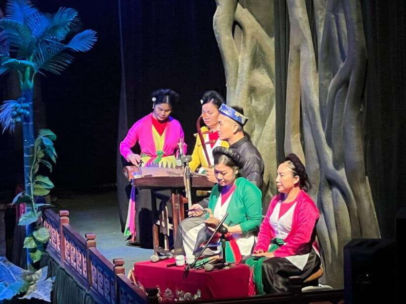 private-gourmet-adventure-mesmerizing-water-puppet-show