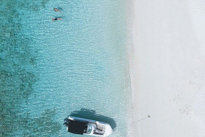 private-grace-bay-boat-sunset-tour-with-pickup