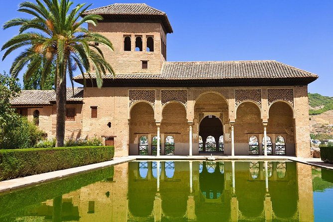 private-granada-alhambra-tour-from-seville