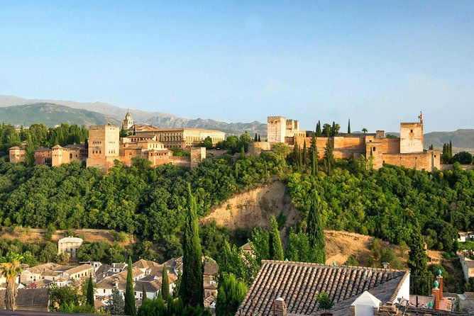 private-granada-day-trip-including-alhambra-and-generalife-from-seville