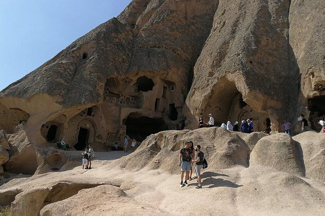 private-green-cappadocia-tour-with-guidevehicle