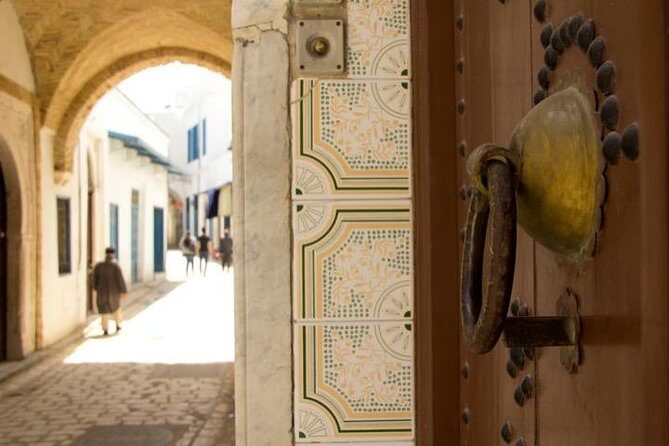 Private Group Day Tour Tunis Medina Carthage Sidi Bou Said - A Closer Look at the Tour Itinerary
