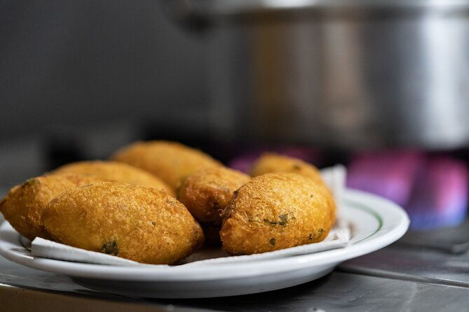 private-group-lisbon-roots-food-cultural-walk