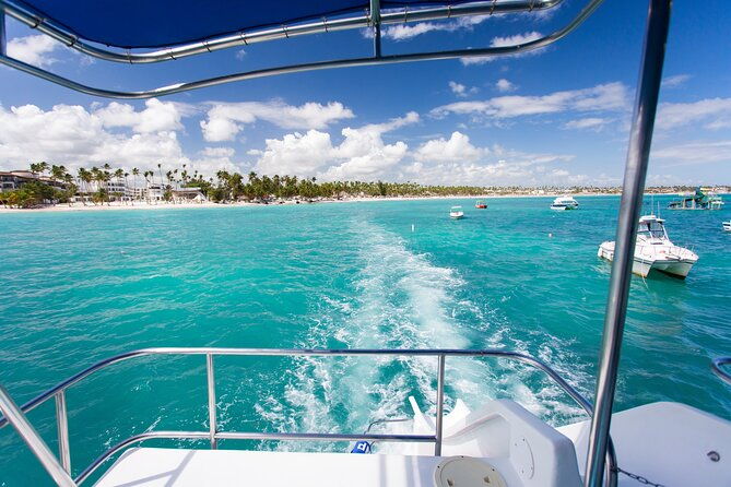 private-groups-exclusive-punta-cana-catamaran-excursion