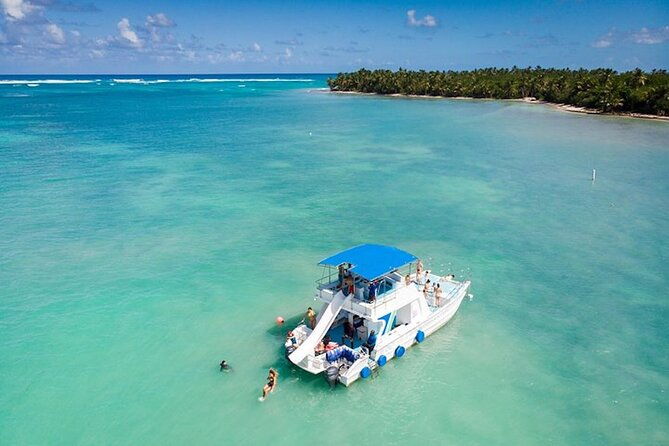 private-groups-exclusive-punta-cana-catamaran-excursion
