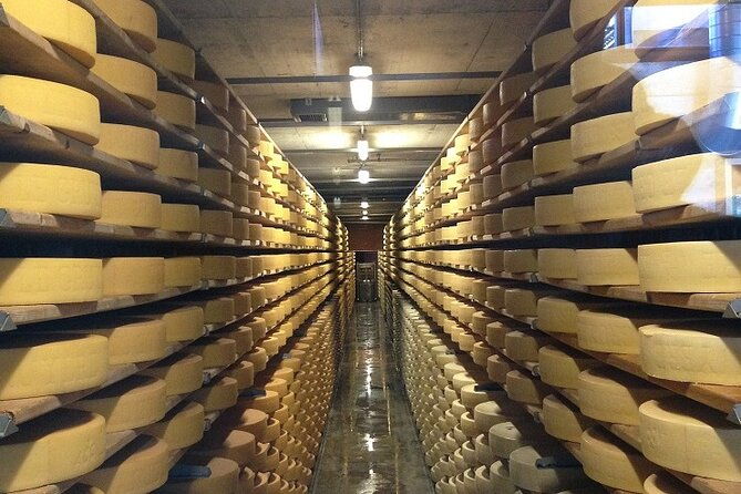 private-gruyeres-tour-including-cheese-and-chocolate-factory-visit-from-montreux