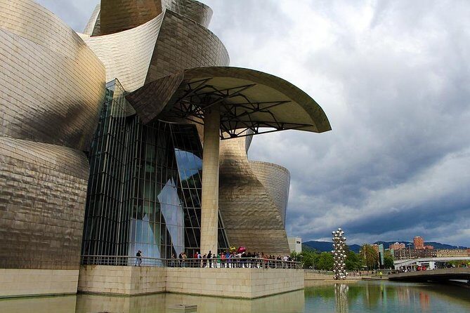 Private Guggenheim Museum Bilbao Tour with Official Guide - Final Thoughts: Is This Tour Worth It?