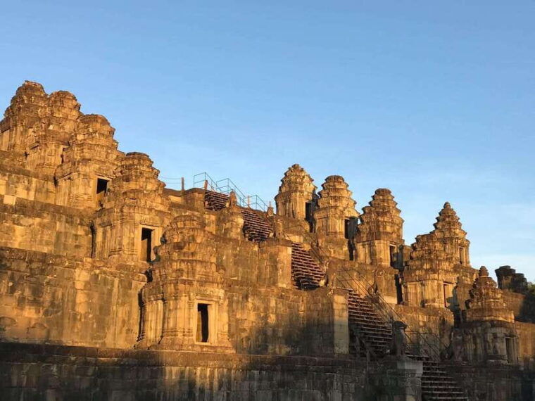 private-guide-1-day-tour-to-angkor-wat