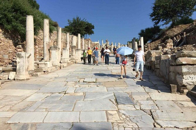 private-guide-and-vehicle-to-ephesus