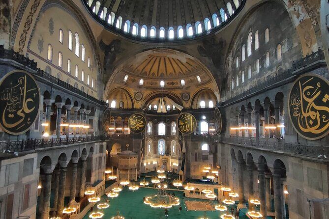 Private Guide in Istanbul in Spanish - Stop 3: Hagia Sophia