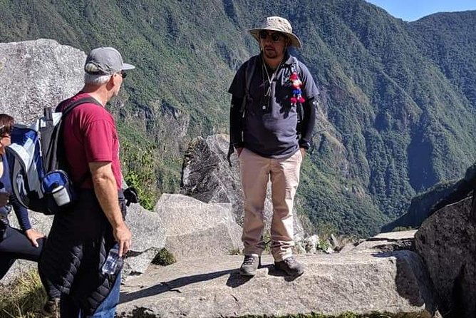 private-guide-in-machu-picchu-from-aguas-calientes