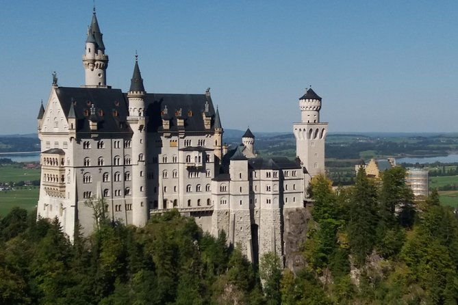 private-guided-day-trip-to-castle-neuschwanstein-incl-carriage-horse-ride