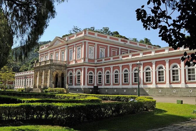 private-guided-day-trip-to-imperial-city-of-petropolis