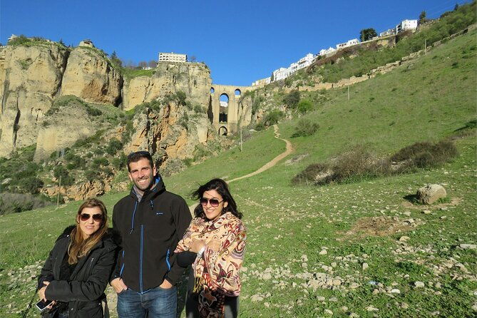 private-guided-day-trip-to-the-white-villages-and-ronda