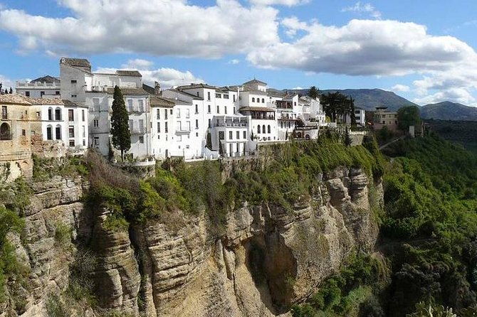 private-guided-day-trip-to-the-white-villages-and-ronda-from-seville