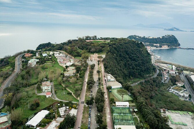 private-guided-half-day-panoramic-tour-in-naples