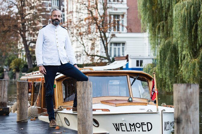 private-guided-historic-amsterdam-canal-cruise-in-a-salon-boat