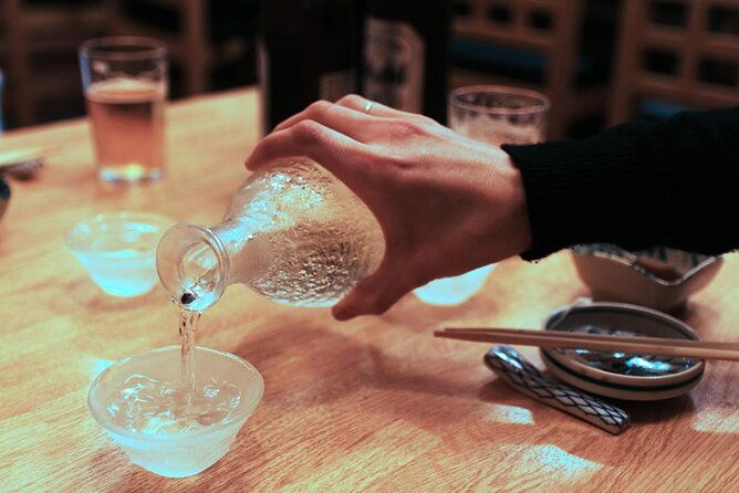 private-guided-local-bar-crawl-experience-in-kyoto