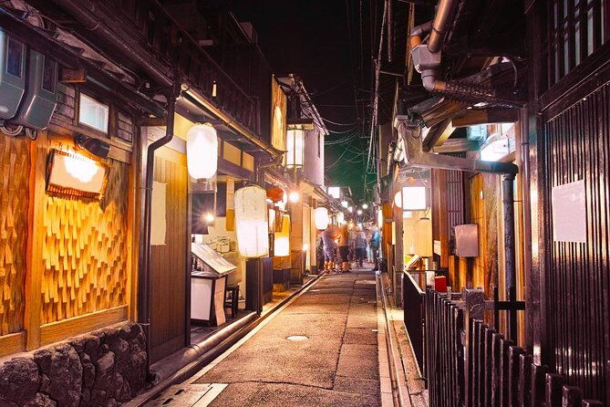 private-guided-local-bar-crawl-experience-in-kyoto