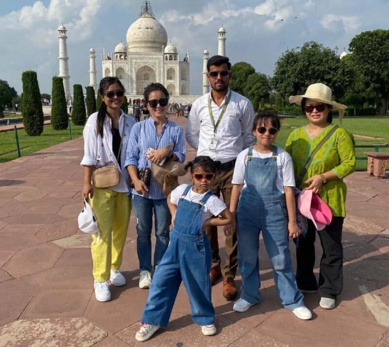 Private Guided Taj Mahal Tour w/ Skip The Line Entry Ticket - An in-depth look at the Taj Mahal tour experience