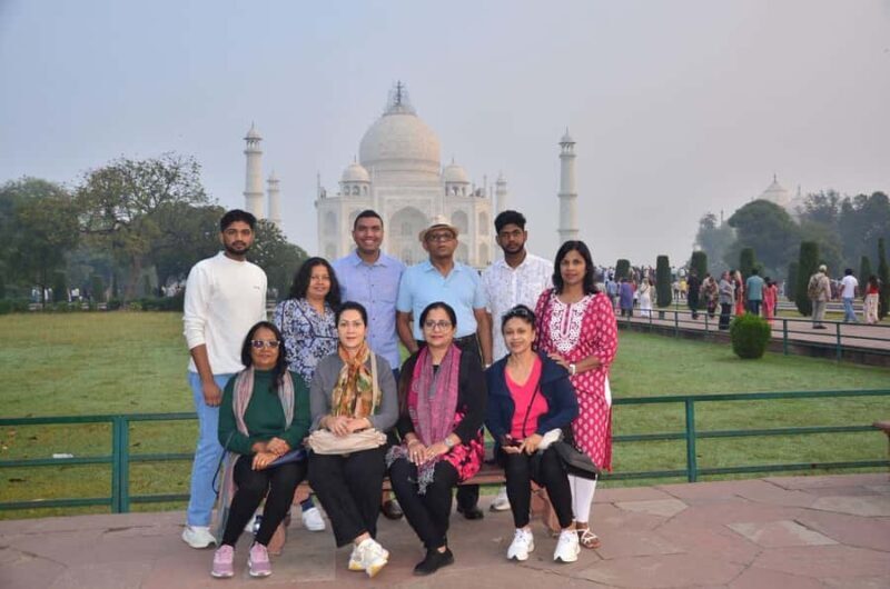 Private Guided Taj Mahal Tour w/ Skip The Line Entry Ticket - Key Points