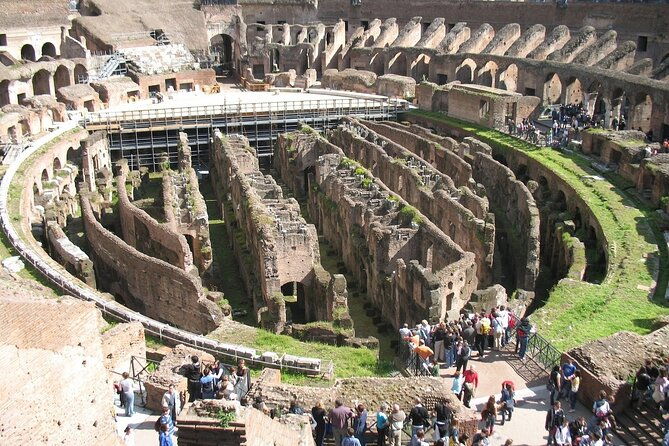 private-guided-tour-colosseum-and-ancient-rome