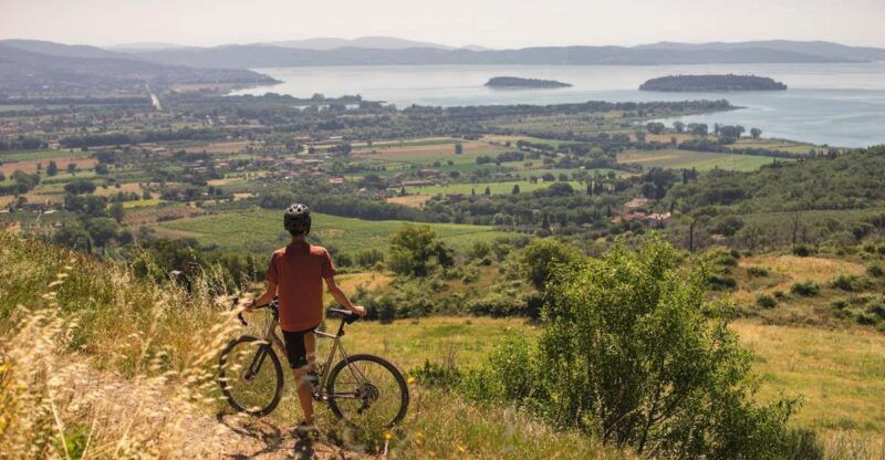 private-guided-tour-discover-lake-trasimeno-on-e-bike